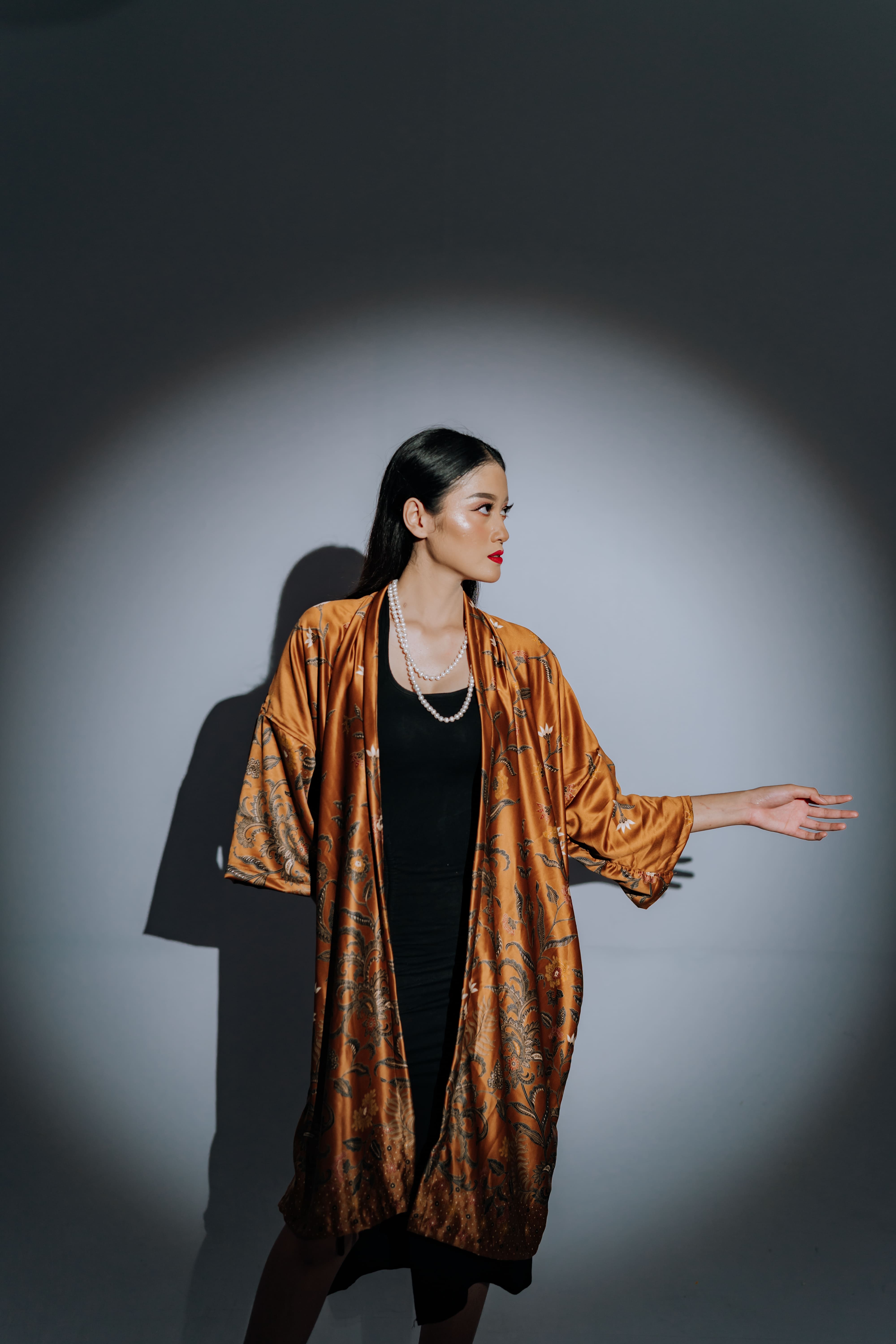 Gayakami Lira Outer